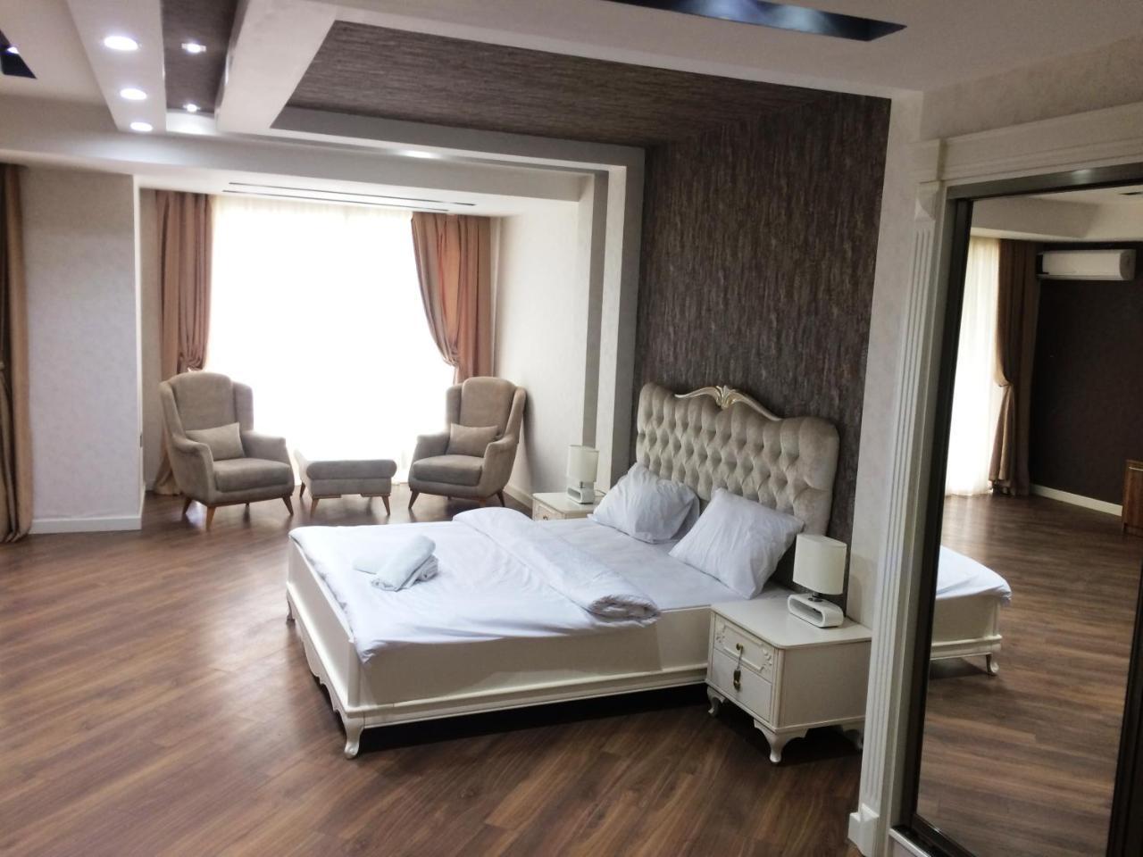 Park Azure Apartment Deluxe 2 Bedroom 바쿠 외부 사진